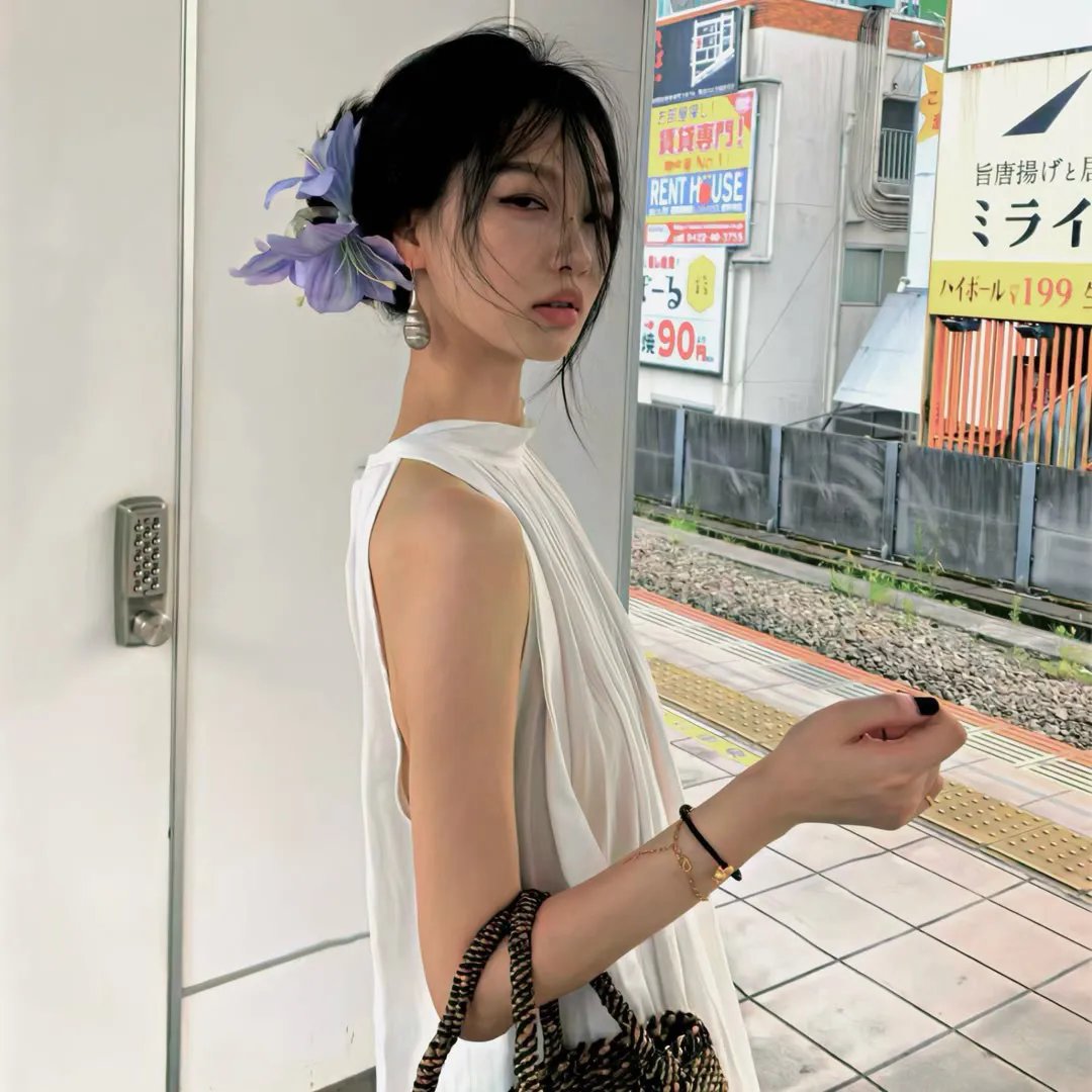 女摄青鬼游埠